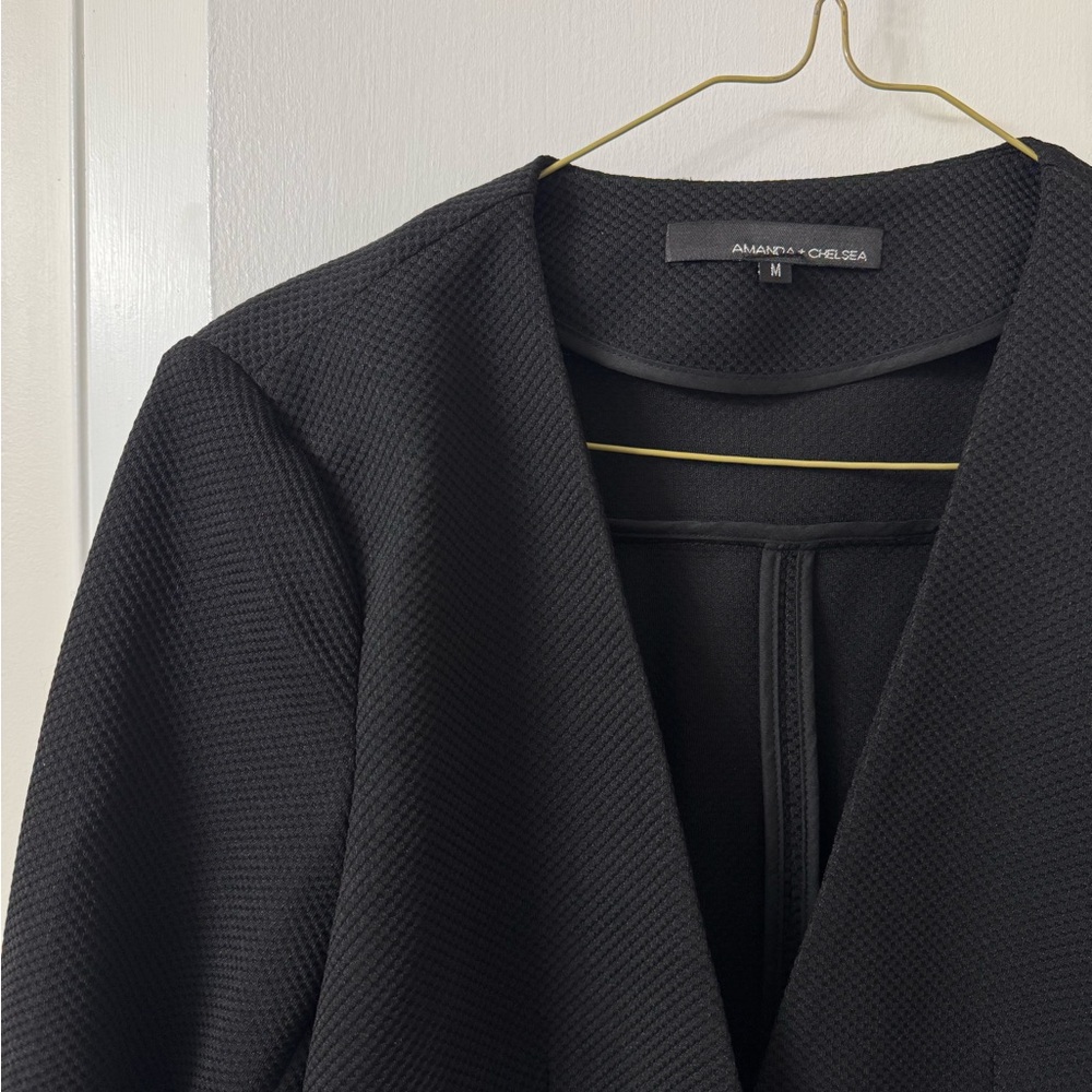 Amanda & Chelsea Textured Black Blazer